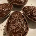 Ovo de colher de brigadeiro