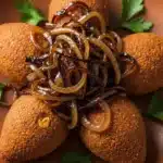 Quibe Vegano com Cebolas Caramelizadas